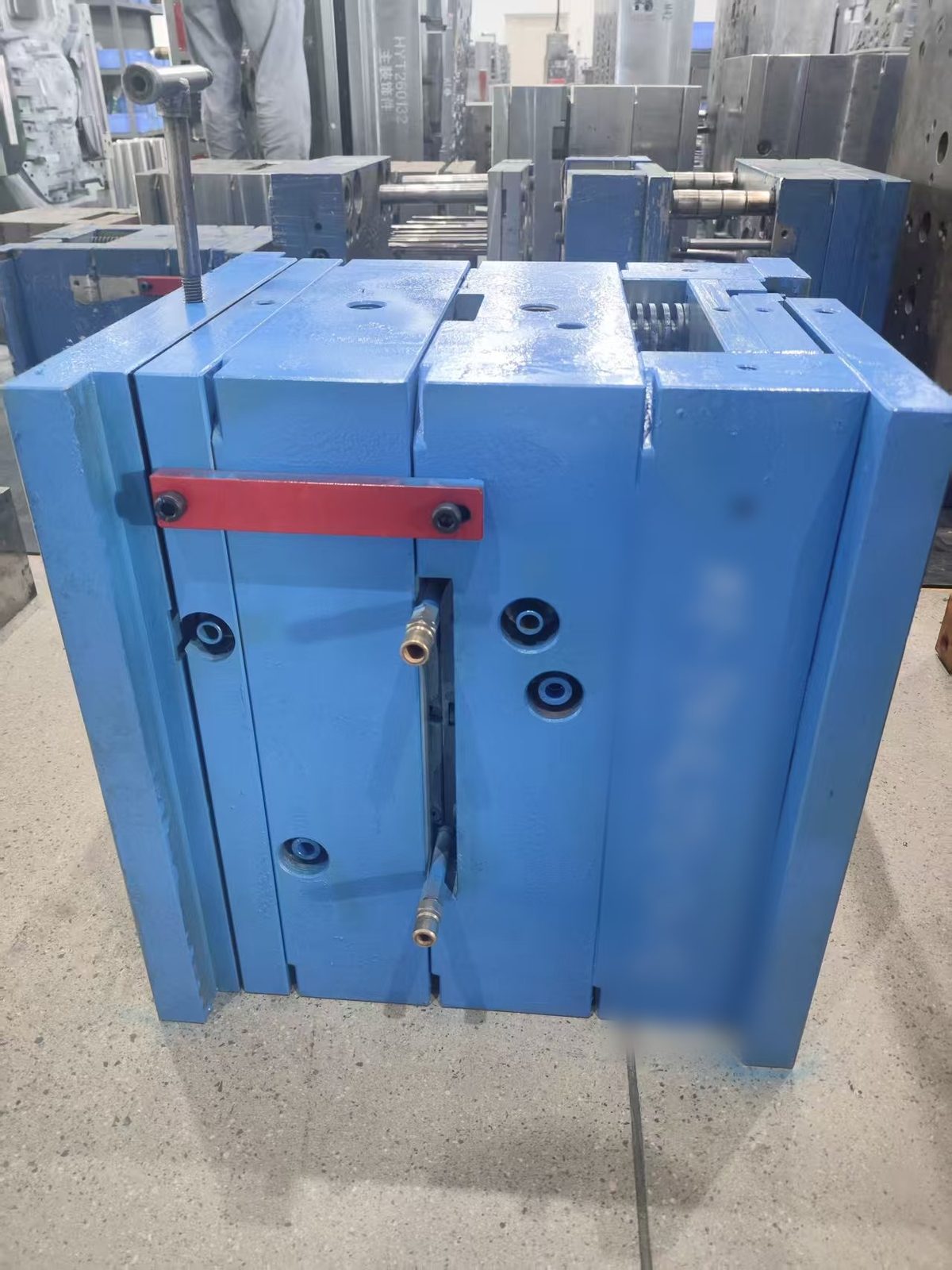 Automotive panel mould, core side