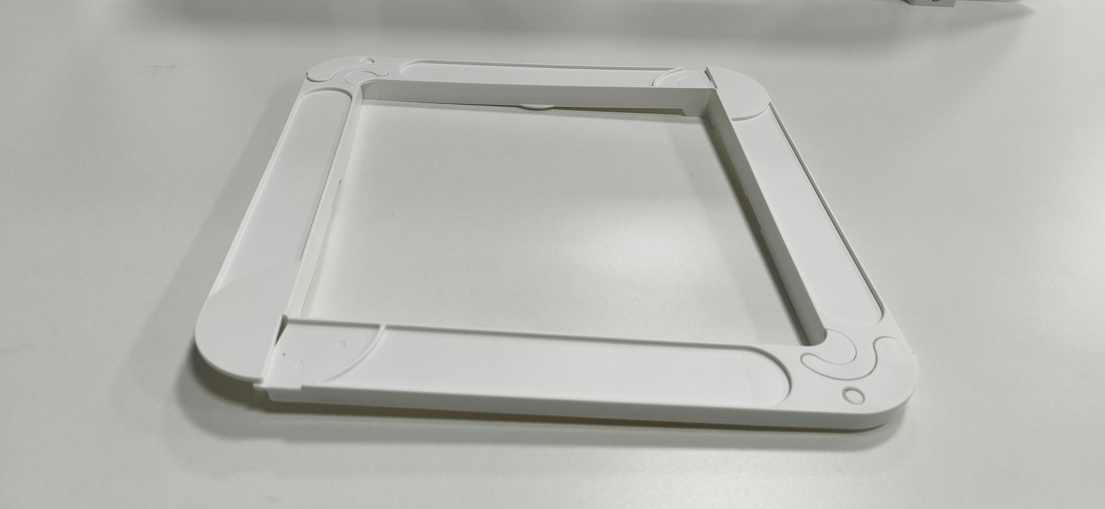 Purifier filter support bracket, 45 degree view